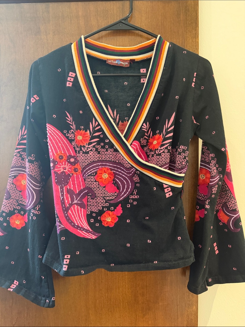 Uttam London Black V‑Neck Floral Paisley Tunic with Multicolor Trim